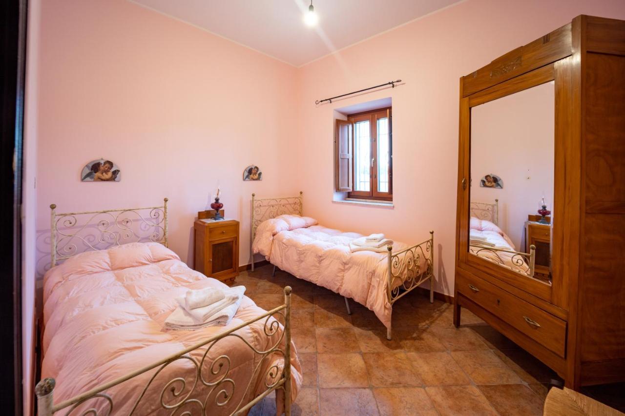Casale Della Contea Hostal Módica Exterior foto